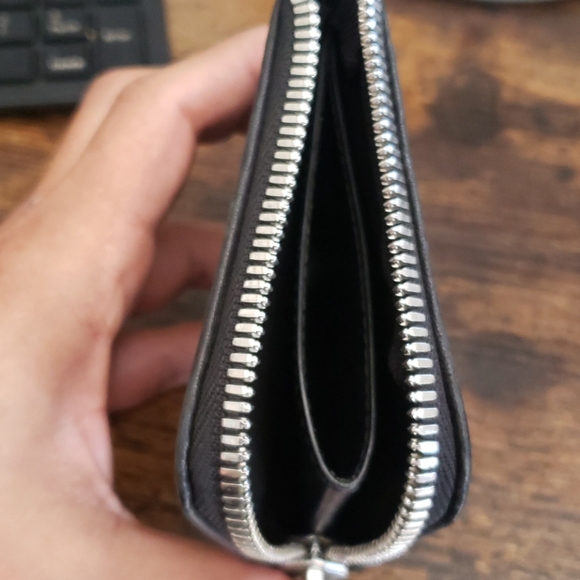 BALMAIN x H&M WALLET - Picture 3 of 4